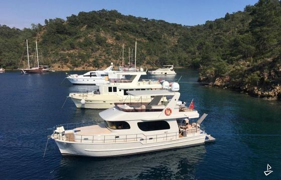 Custom Made Motoryacht