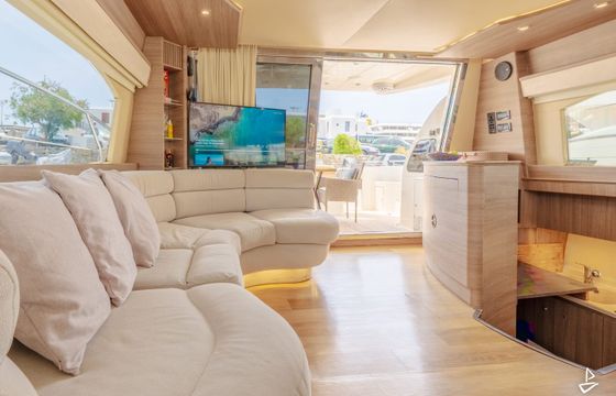 Azimut 58
