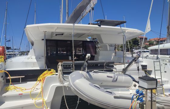 Fountaine Pajot Astrea 42