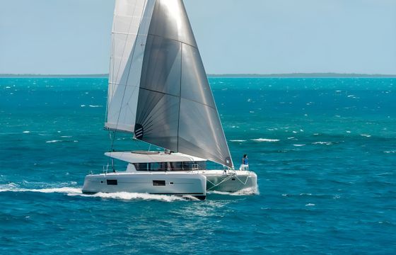 Lagoon 42