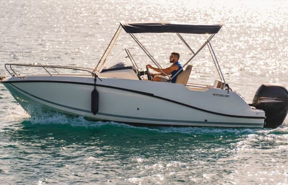 Quicksilver 605 Sundeck F