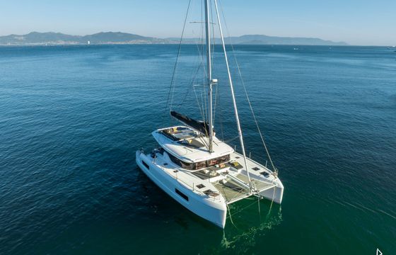 Lagoon 43
