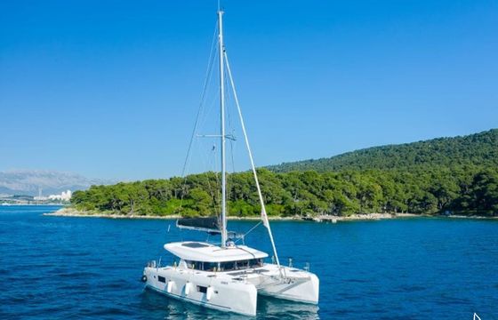 Lagoon 42