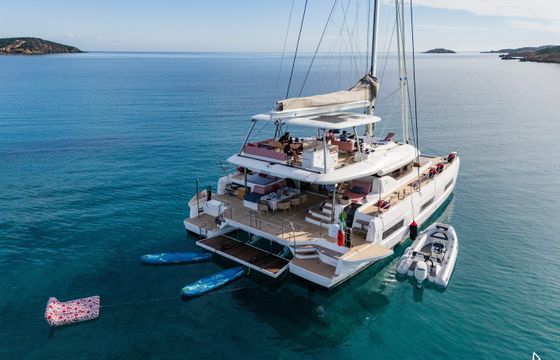 Lagoon 60