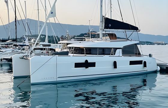 Lagoon 40