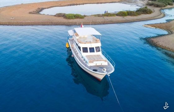 Custom Made Motoryacht