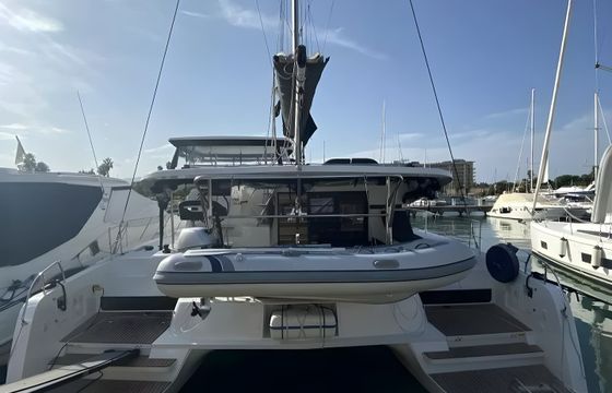 Lagoon 42