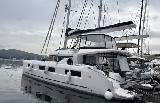 Lagoon 51