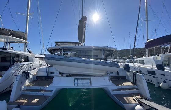 Lagoon 42
