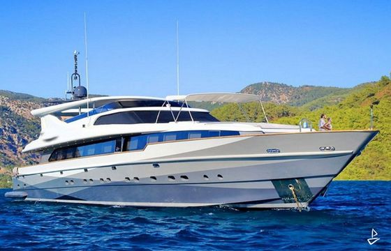 Custom Made Motoryacht
