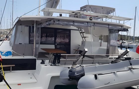 Fountaine Pajot Astrea 42