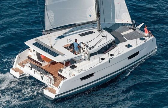 Fountaine Pajot Isla 40