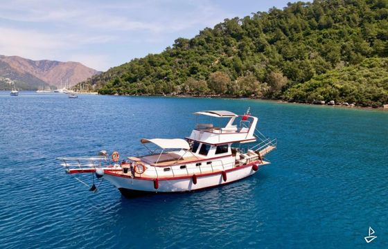 Custom Made Motoryacht