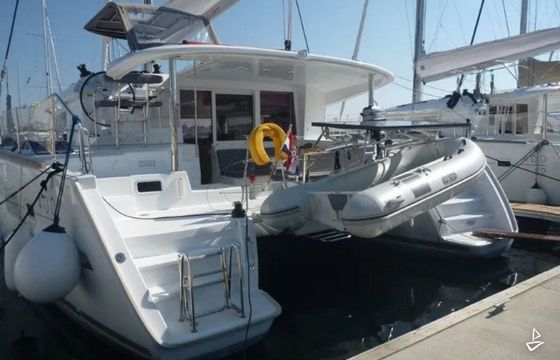 Lagoon 400