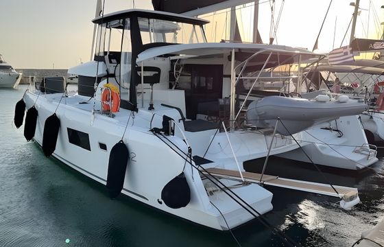 Lagoon 42
