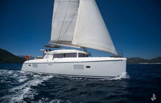Lagoon 421