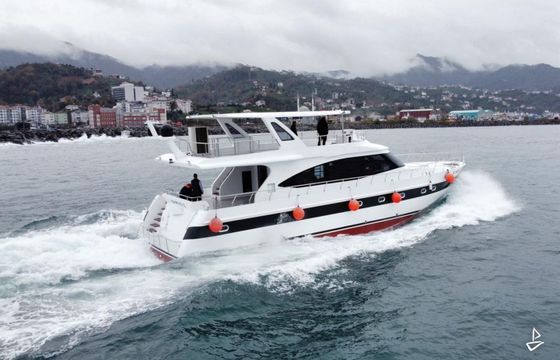 Custom Made Motoryacht