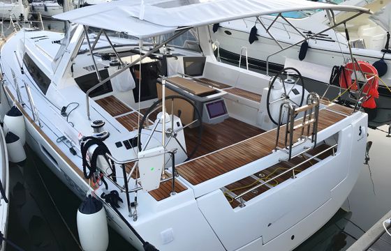 Beneteau Oceanis 45