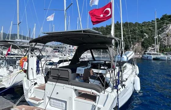 Dufour 37