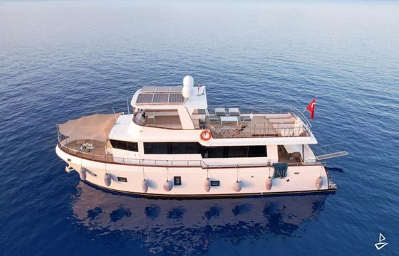 Custom Made Motoryacht