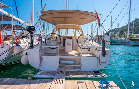 Beneteau Oceanis 38.1