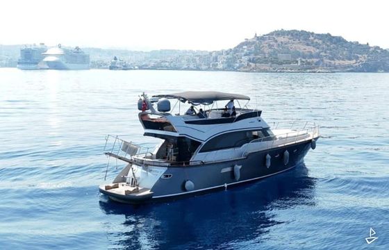 Custom Made Motoryacht