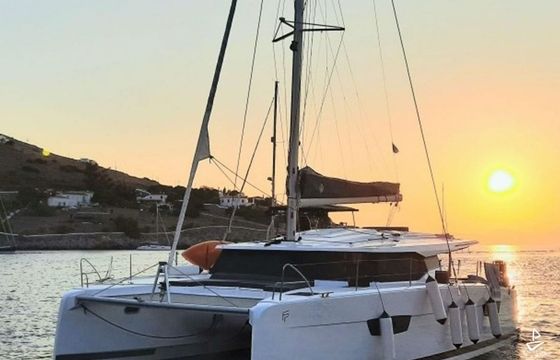 Fountaine Pajot Astrea 42