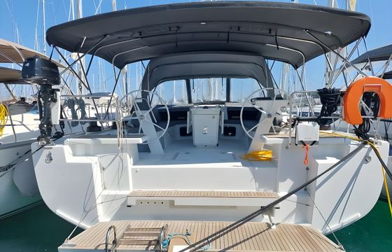 Beneteau Oceanis 51.1