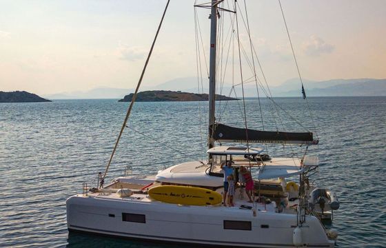 Lagoon 42