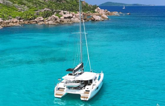 Lagoon 42