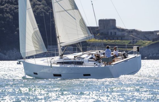 Dufour 430