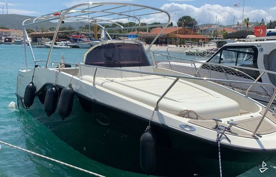 Custom Made Motoryacht
