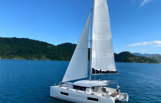 Lagoon 40