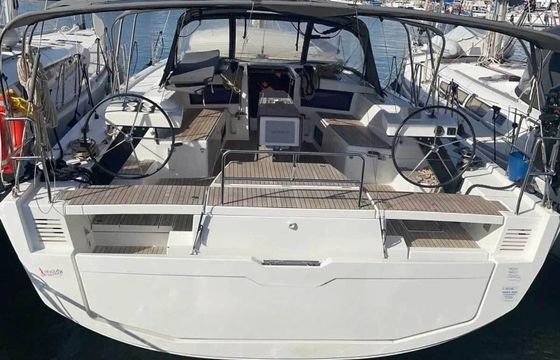Dufour 470