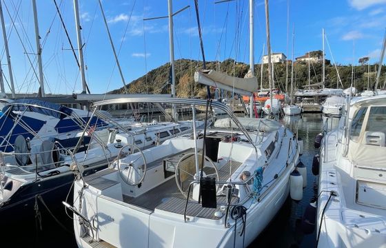 Dufour 405