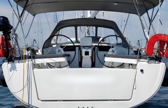 Hanse 418