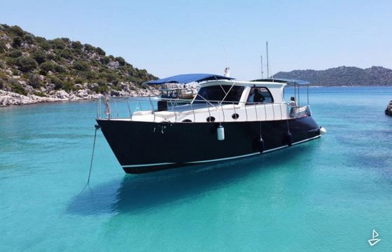 Custom Made Motoryacht