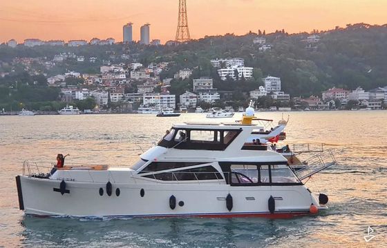 Custom Made Motoryacht