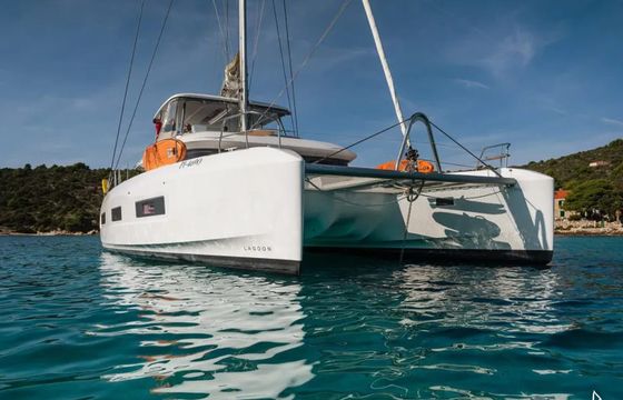 Lagoon 55