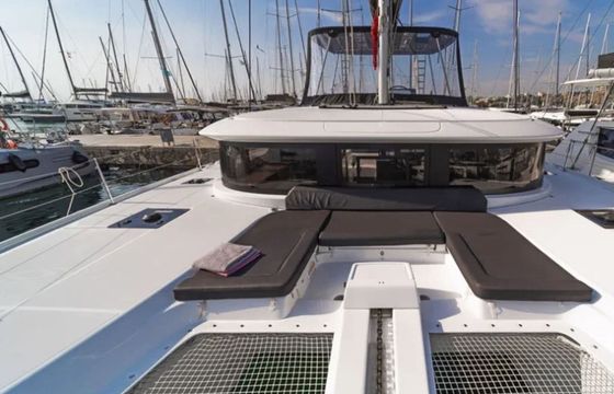 Lagoon 46