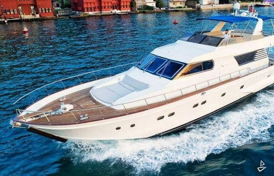 Custom Made Motoryacht