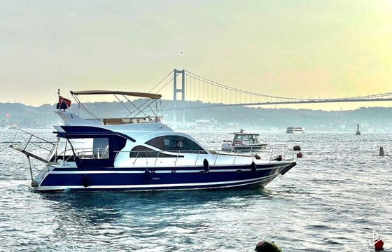 Custom Made Motoryacht