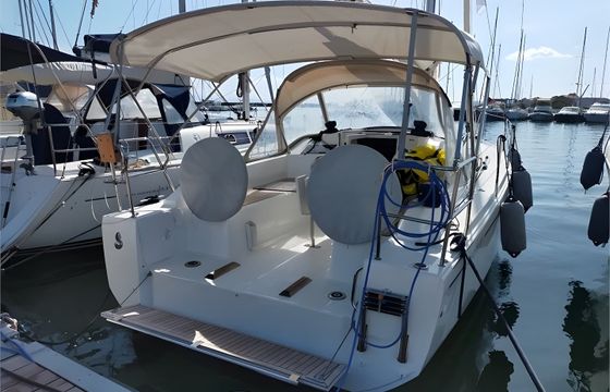 Beneteau Oceanis 30.1
