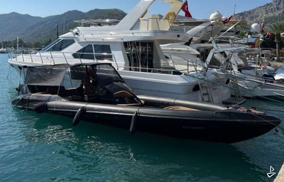 Custom Made Motorboat