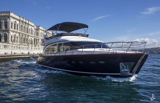 Custom Made Motoryacht