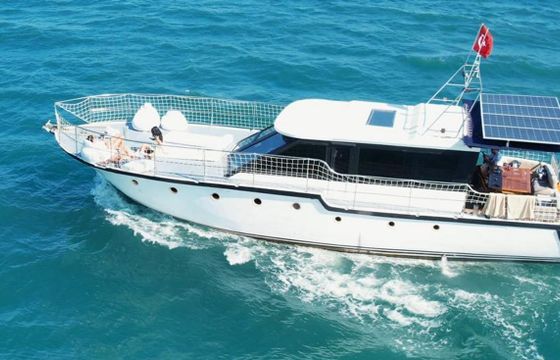 Custom Made Motoryacht