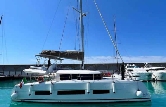 Dufour Catamaran 48