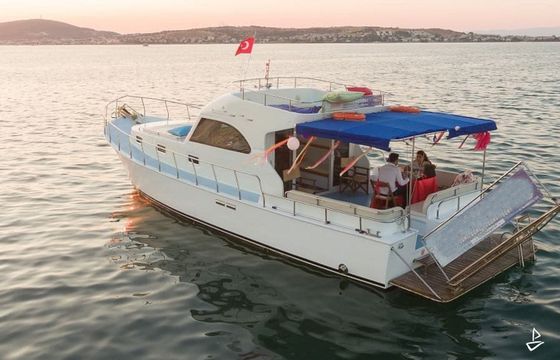 Custom Made Motoryacht