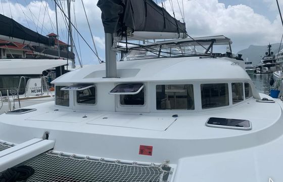 Lagoon 380