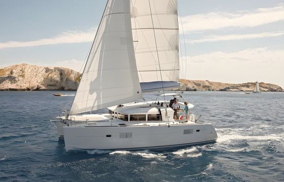 Lagoon 400 S2